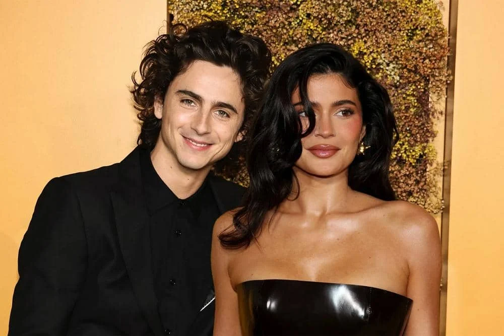 Timothee Chalamet dan Kylie Jenner: Kisah Cinta di Balik Kematian Nenek Kylie