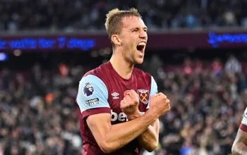 Tomas Soucek Siap Membantu West Ham Kembali ke Premier League