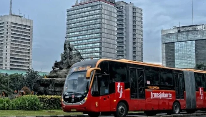 Transjakarta: Revitalisasi dan Inovasi untuk Meningkatkan Kualitas Layanan