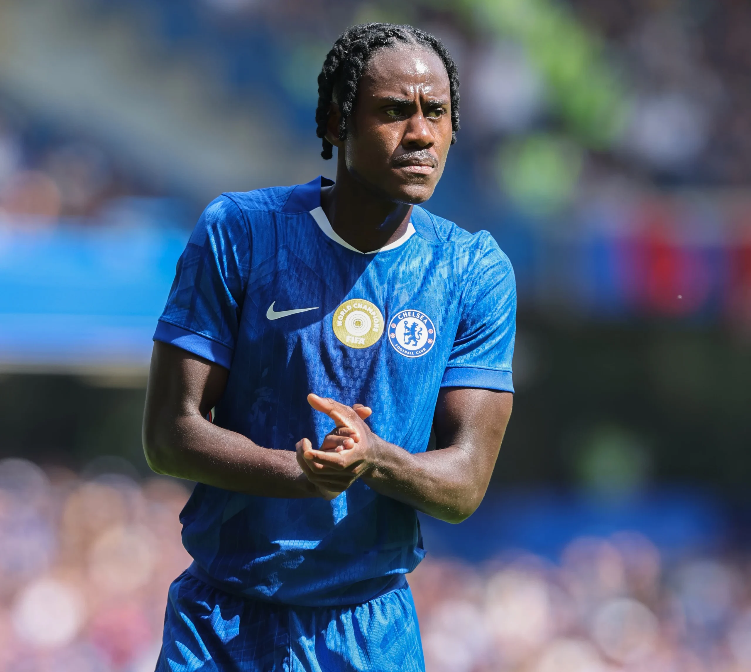 Trevoh Chalobah Siap Tinggalkan Chelsea untuk Bergabung dengan Como