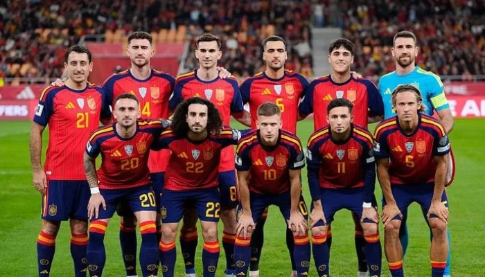 Unai Simon dan Pau Cubarsi: Dua Pemain Spanyol yang Membuat Sejarah di Piala Dunia 2026