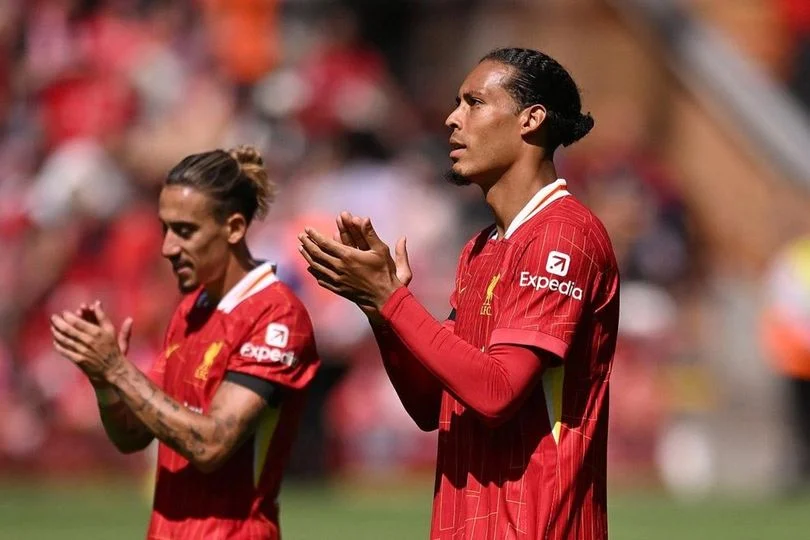 Van Dijk: Dari Gaya Berpakaian hingga Persiapan Pemain Bintang untuk Musim Baru