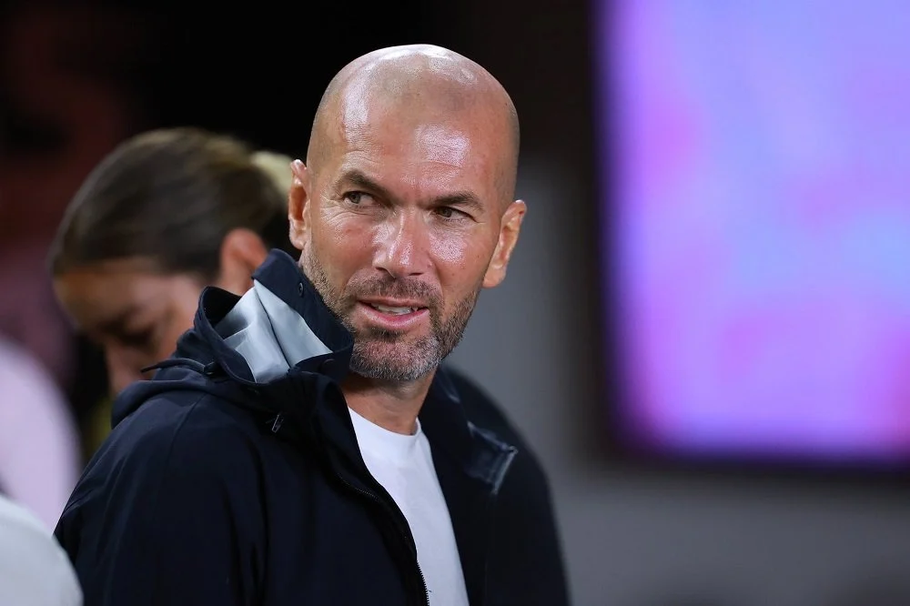 Zinedine Zidane Siap Gantikan Didier Deschamps sebagai Pelatih Timnas Prancis
