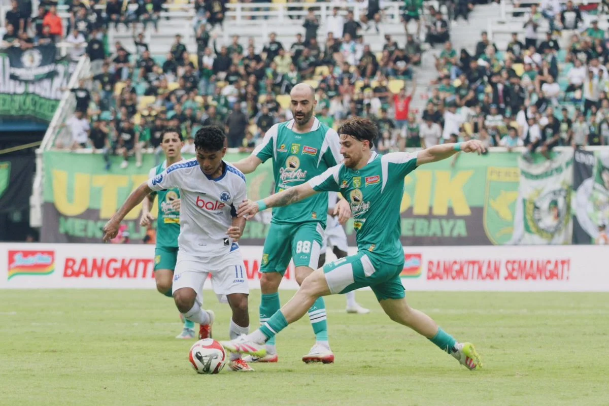 Arema FC vs Persebaya di Semifinal Piala Presiden 2026: Duel Sarat Gengsi Tanpa Striker Asing