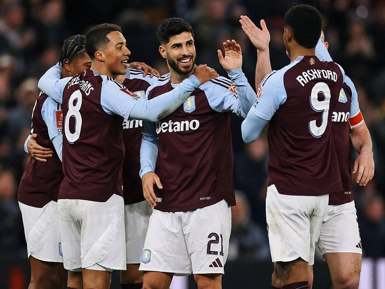Aston Villa Persiapkan Diri untuk Piala Champions dan Membidik Pemain Baru