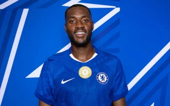 Benfica dan Marseille Tertarik Dengan Pemain Chelsea, Tosin Adarabioyo