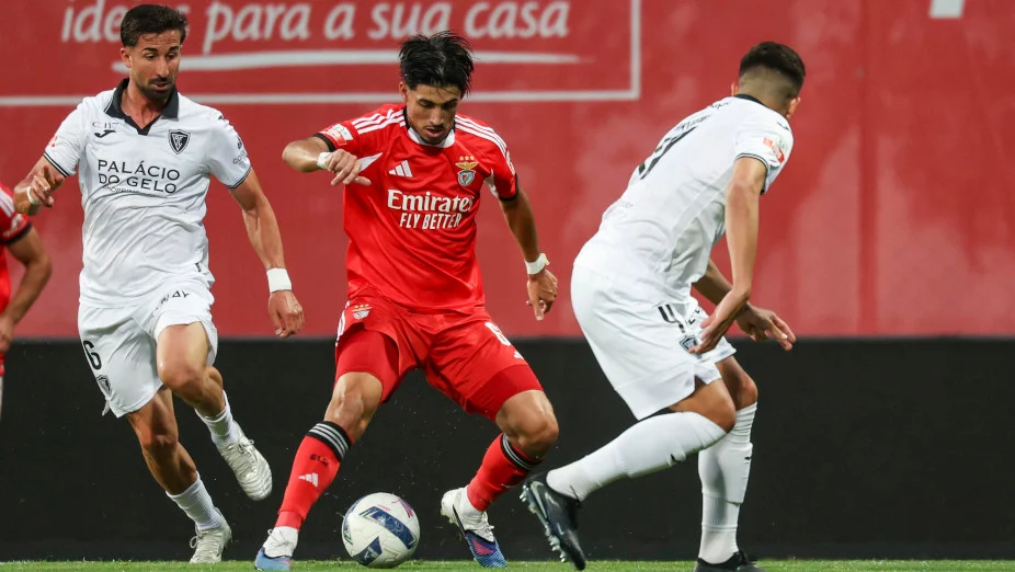 Benfica Tertahan 2-2 oleh Académico de Viseu di Liga Portugal