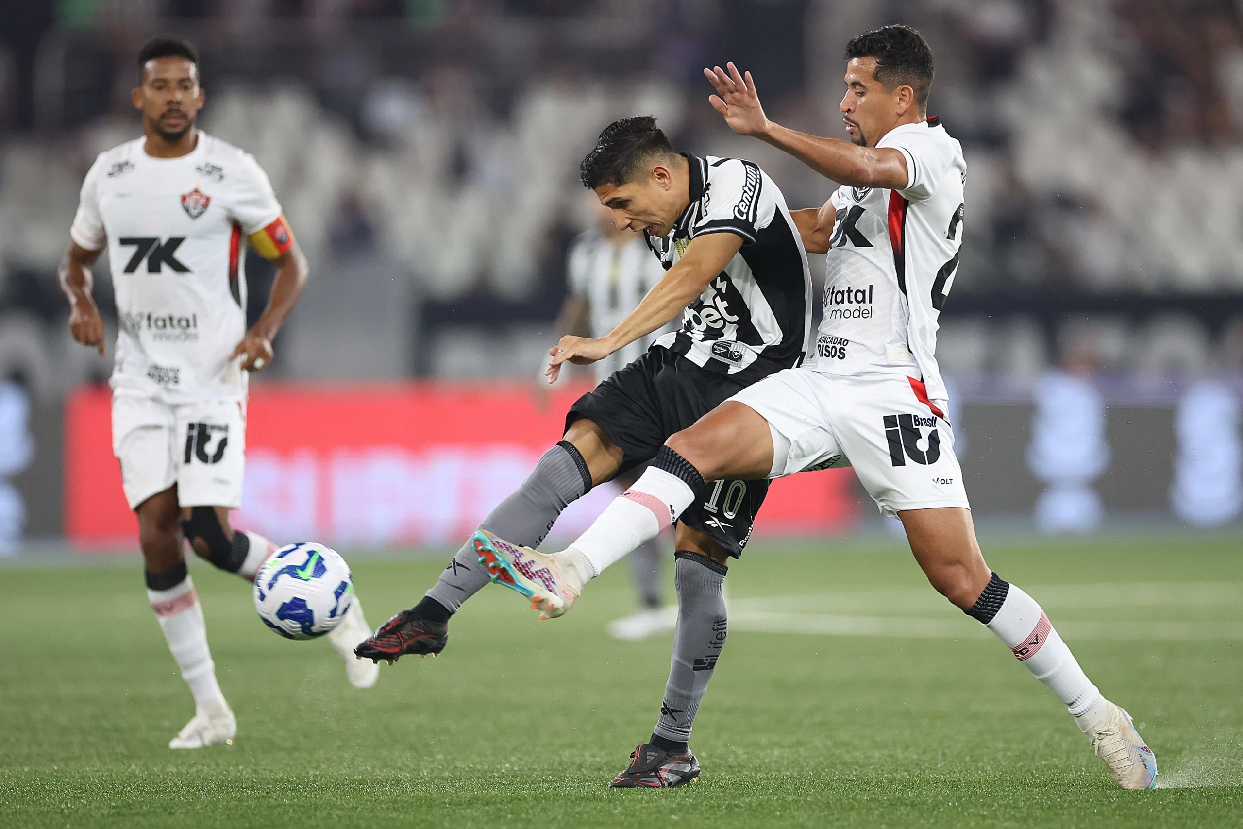 Botafogo VS Vitória: Tinjauan Komprehensif atas Kinerja dan Persaingan