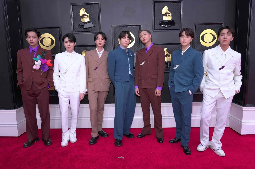 BTS Tolak Nominasi Grammy 2027: Apa yang Terjadi?