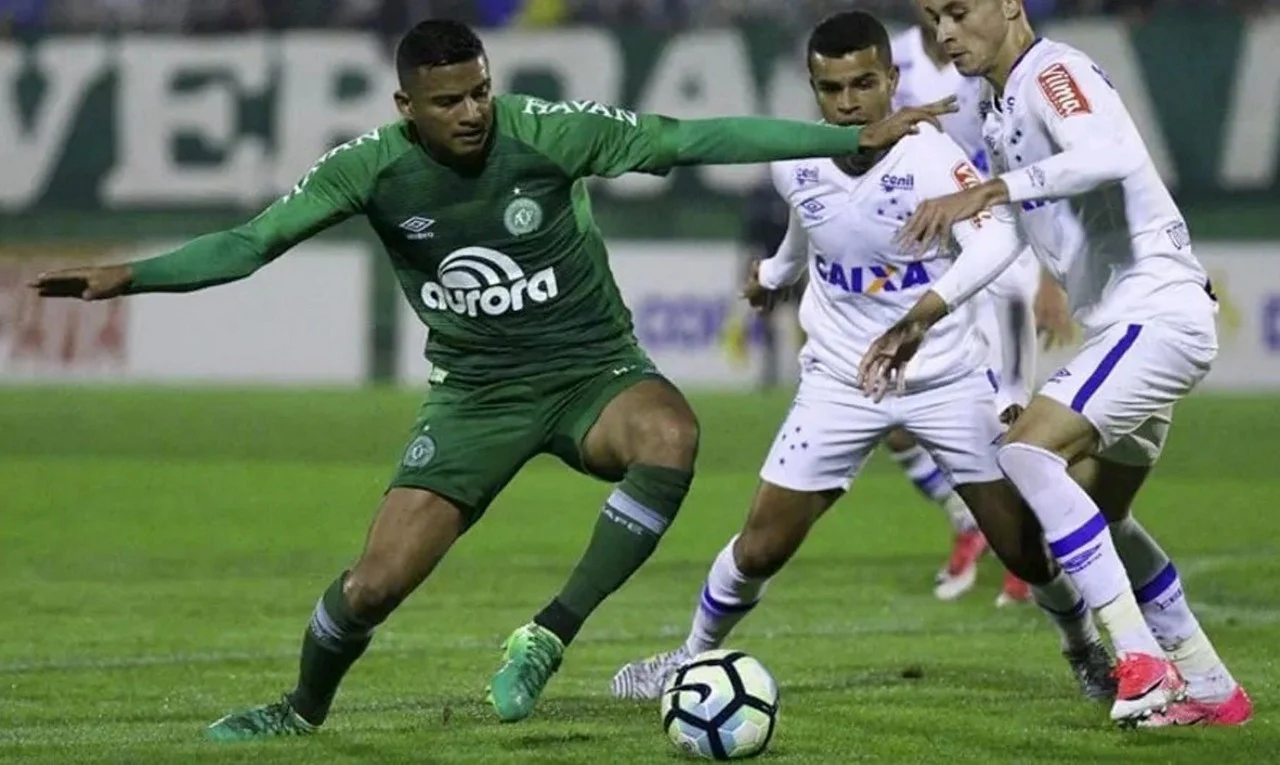 Chapecoense vs Cruzeiro: Duelo Decisivo na Copa do Brasil