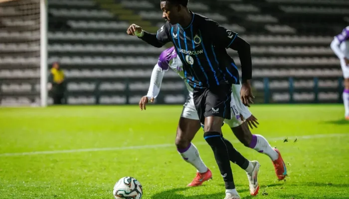 Club Brugge kehilangan Jesse Bisiwu, Apa yang Menyebabkan Pemain Muda Ini Pindah ke Barcelona?