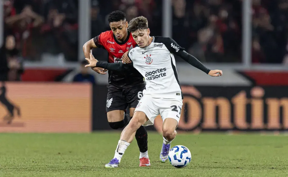 Corinthians dan Athletico-PR Bermain Imbang, Pertandingan Dibumbui Kontroversi