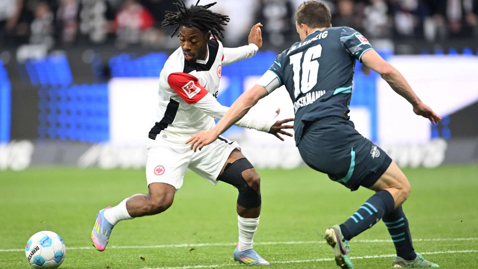 Elye Wahi dan Strategi Transfer Pemain Muda di Dunia Sepak Bola