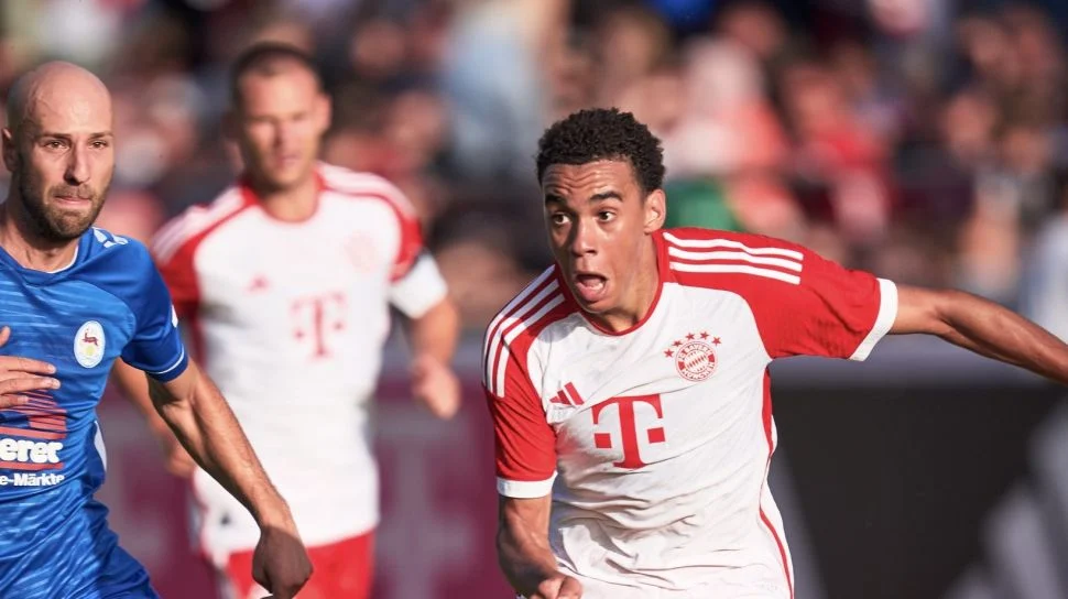 FC Bayern Munich Tampil Apik, Membantai Rottach-Egern 15-0