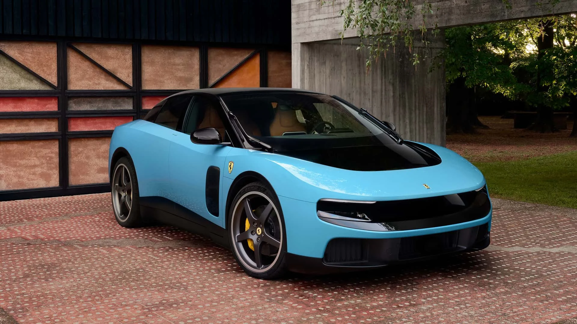 Ferrari Luce Mengalami Kesuksesan Besar, Mau Tahu Rahasianya?