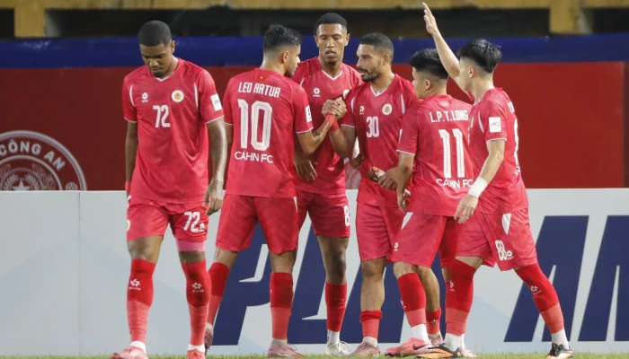 Frans Putros Toreh Sejarah Bersama Cong An Ha Noi FC, Adelaide United Tersingkir