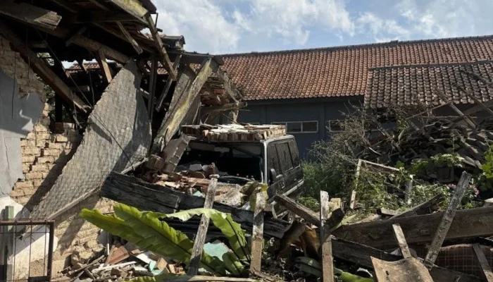 Gempa Bandung: Antara Kegelisahan dan Perjuangan Musik Balada
