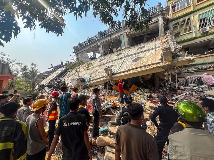 Gempa Bumi M7.7 Melanda Indonesia, 38 Orang Dilaporkan Tewas