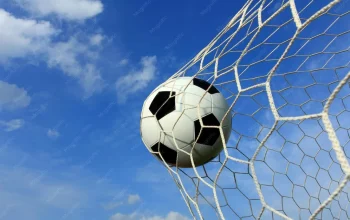 Goal yang Memutuskan: Enzo Maresca, Ferran Torres, dan Derek McInnes dalam Persaingan Sepakbola