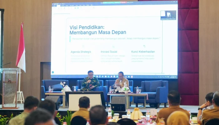 Gubernur Sulsel Minta Tambah Sekolah Rakyat di Makassar, Jadwal Sholat Surabaya dan Denpasar Hari Ini