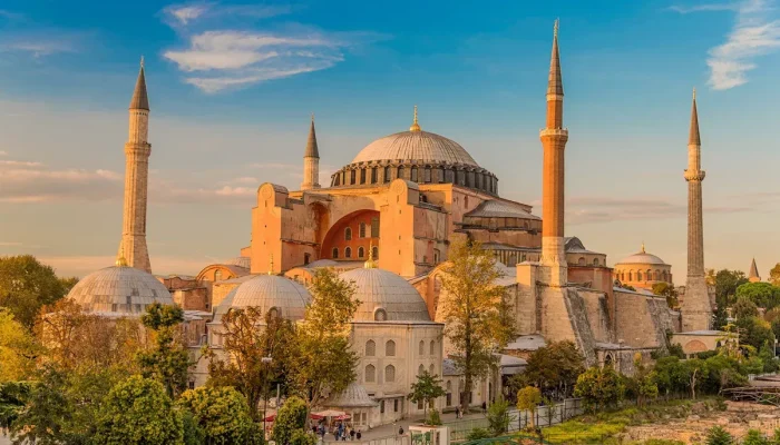 Hagia Sophia: Bangunan Bersejarah yang Berubah Fungsi Selama Lebih dari 1.400 Tahun