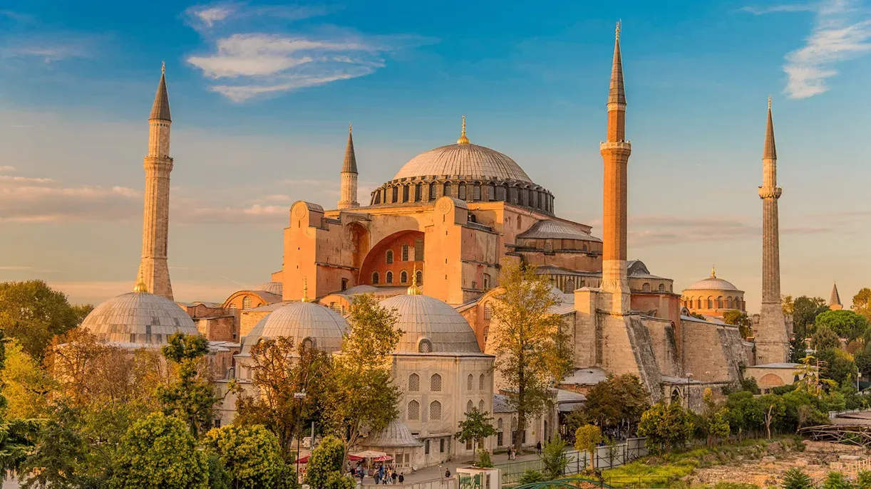 Hagia Sophia: Bangunan Bersejarah yang Berubah Fungsi Selama Lebih dari 1.400 Tahun