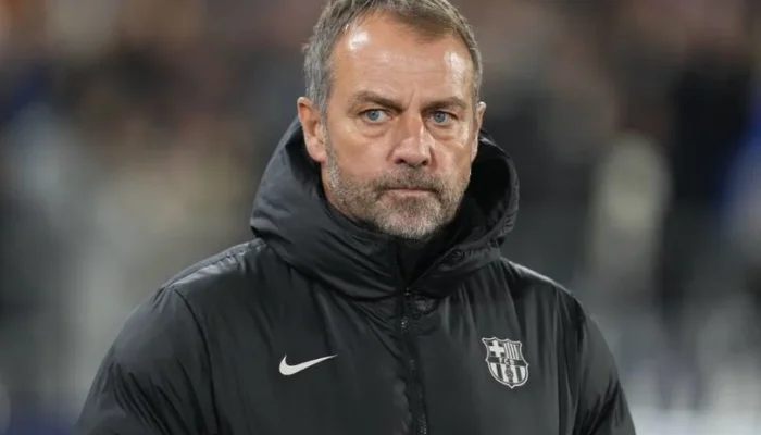 Hansi Flick Hadapi Tantangan Besar di Barcelona
