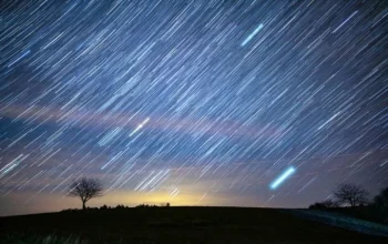 Hujan Meteor Perseid 2026: Fenomena Langit yang Paling Dinantikan