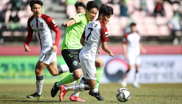 Jeonbuk Hyundai Motors vs FC Seoul: Pertarungan Sengit di K-League