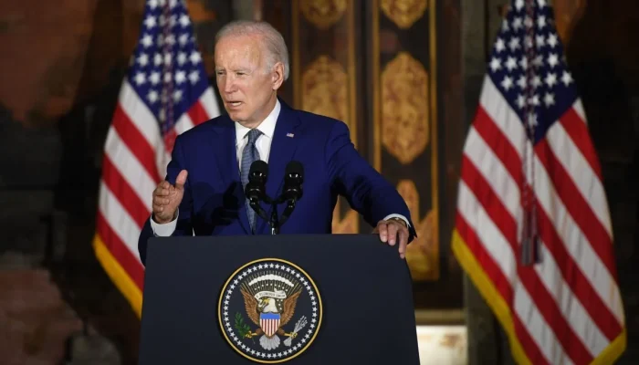 Joe Biden: Pemimpin yang Tahu Benar dari Salah