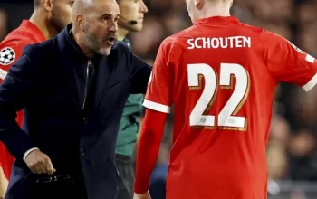 Julian Brandt Memuji Peter Bosz, Pelatih PSV Eindhoven