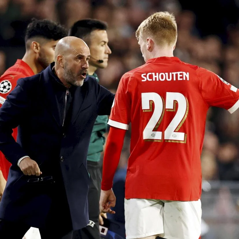 Julian Brandt Memuji Peter Bosz, Pelatih PSV Eindhoven