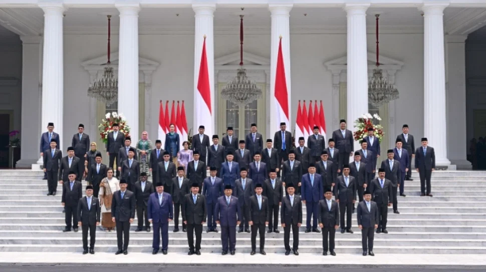 Kabinet Bayangan Indonesia: Mengevaluasi Kinerja Pemerintahan Prabowo