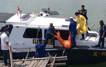 Kapal Mutiara Sentosa 2 Terbakar di Perairan Sumenep, 5 Penumpang Meninggal