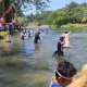 Masyarakat Desa Penaruban Merayakan HUT RI dengan Menjala Ikan dan Melestarikan Lingkungan