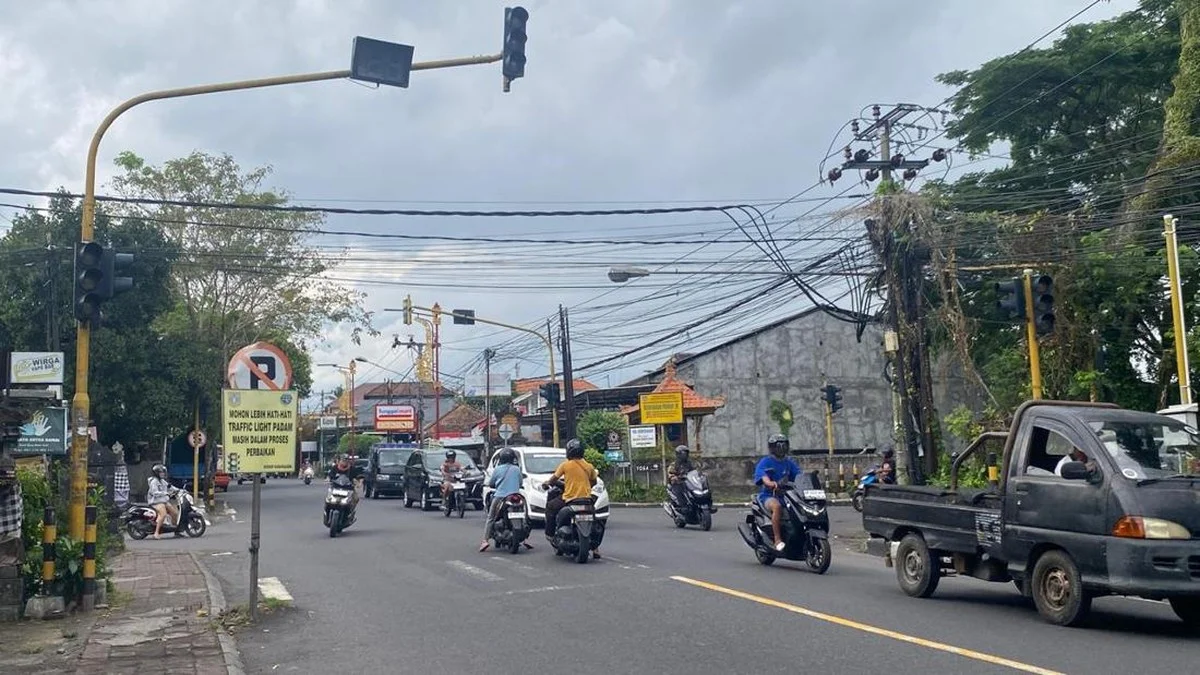 Mati Lampu di Karangasem: Dampak Gagal Tender dan Kecelakaan Lalu Lintas