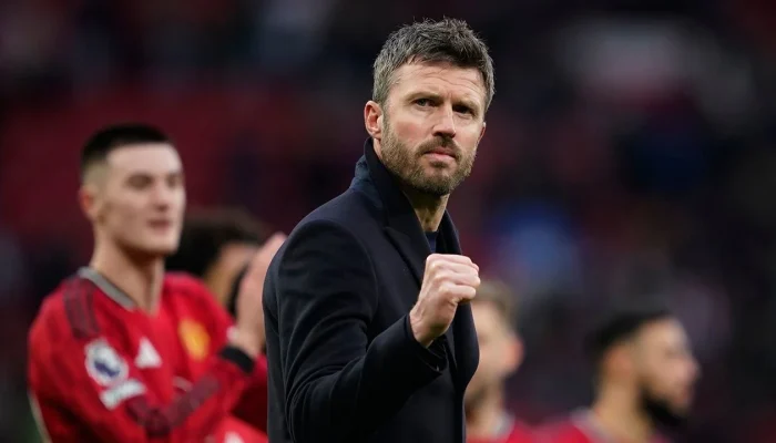 Michael Carrick Ingin Manchester United Membeli Pemain Lagi