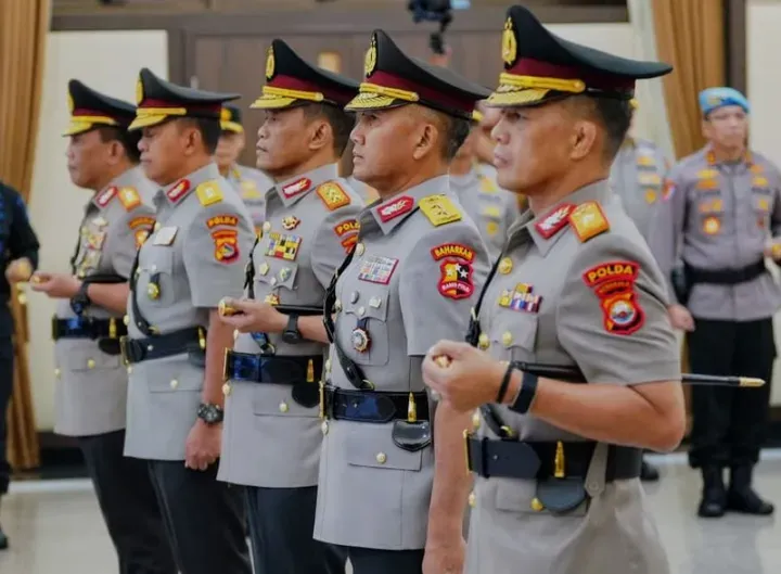 Mutasi Polri: Pelantikan Tiga Kadis dan Rotasi Jabatan