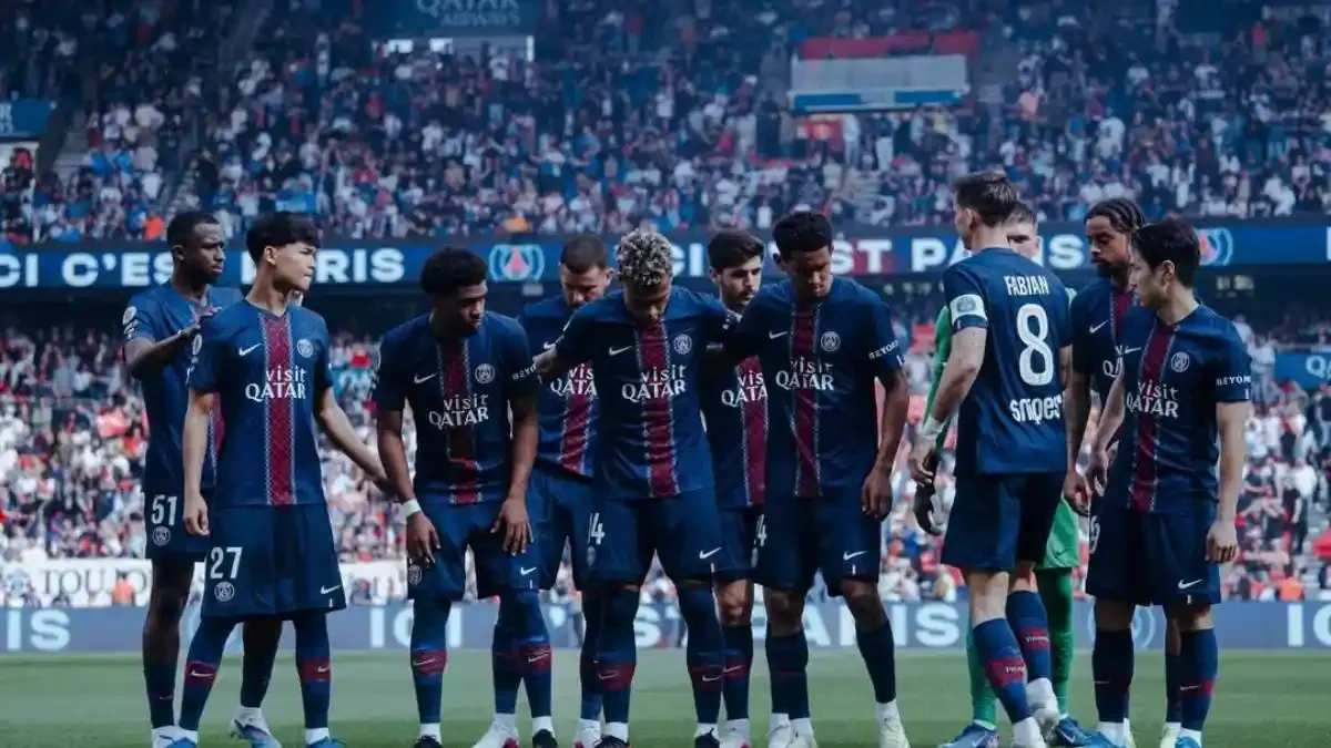 Paris Saint-Germain F.C. Siap Melepas Bradley Barcola dengan Harga Tinggi