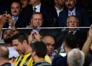 Pertarungan Sengit di Dunia Sepak Bola: Fenerbahce vs Sturm Graz dan Pertandingan Lainnya