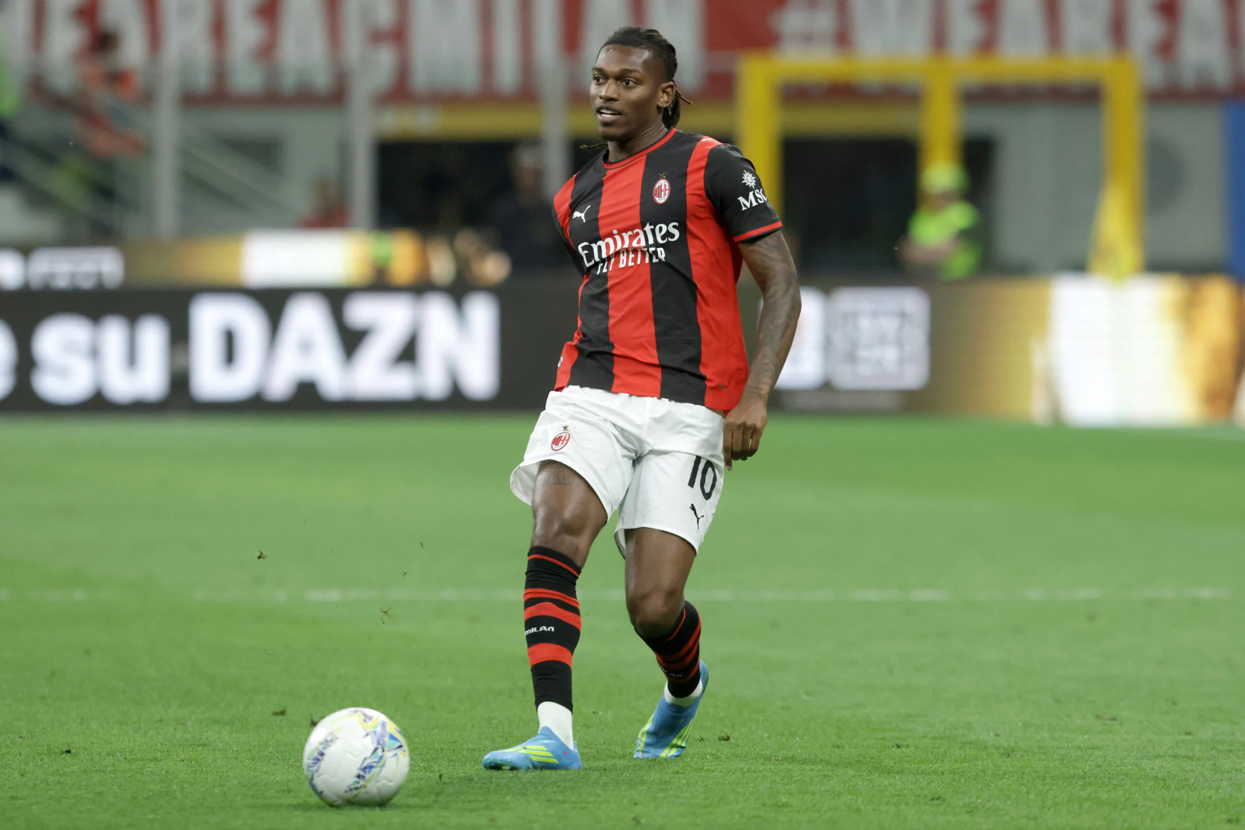 Rafael Leão Dibidik Galatasaray, Milan Tunggu Tawaran 50 Juta Euro