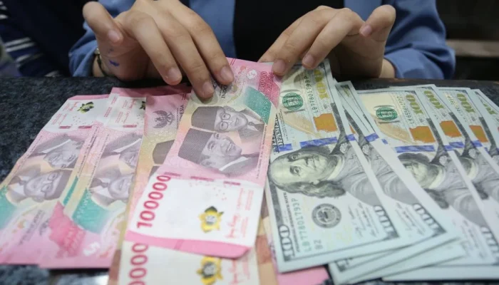 Rupiah Menguat Terhadap Dolar AS Setelah Pidato Presiden Prabowo