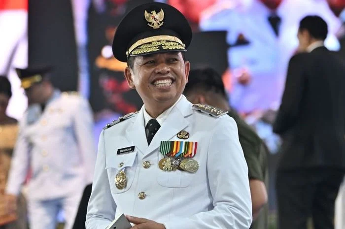 Satpam Bundaran HI Jadi Sorotan, Tolak Tawaran Kerja Dedi Mulyadi hingga Masuk Acara TV