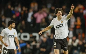 Sevilla FC Mencuri Perhatian dengan Kemenangan Dramatis 2-1 atas Rayo Vallecano