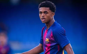 Shane Kluivert dan Hamza Abdelkarim Membuat Kesempatan di Tim Utama Barcelona
