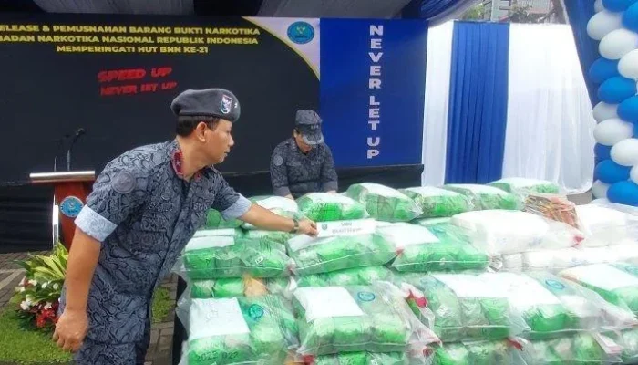 TNI AL Musnahkan 1,3 Ton Ketamin, 13 Juta Warga Selamat dari Narkoba