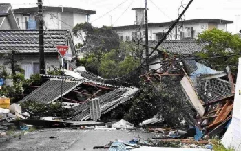 Topan Chan-hom Menghantam Jepang, Warga Diimbau Waspada