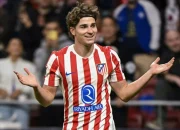 Transfer Julian Alvarez Terhambat, Barcelona dan Atletico Madrid Belum Mencapai Kesepakatan