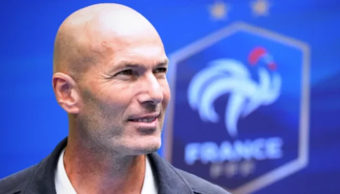 Zinédine Zidane: Antara Membangun Timnas Prancis dan Menghadapi Tantangan Baru